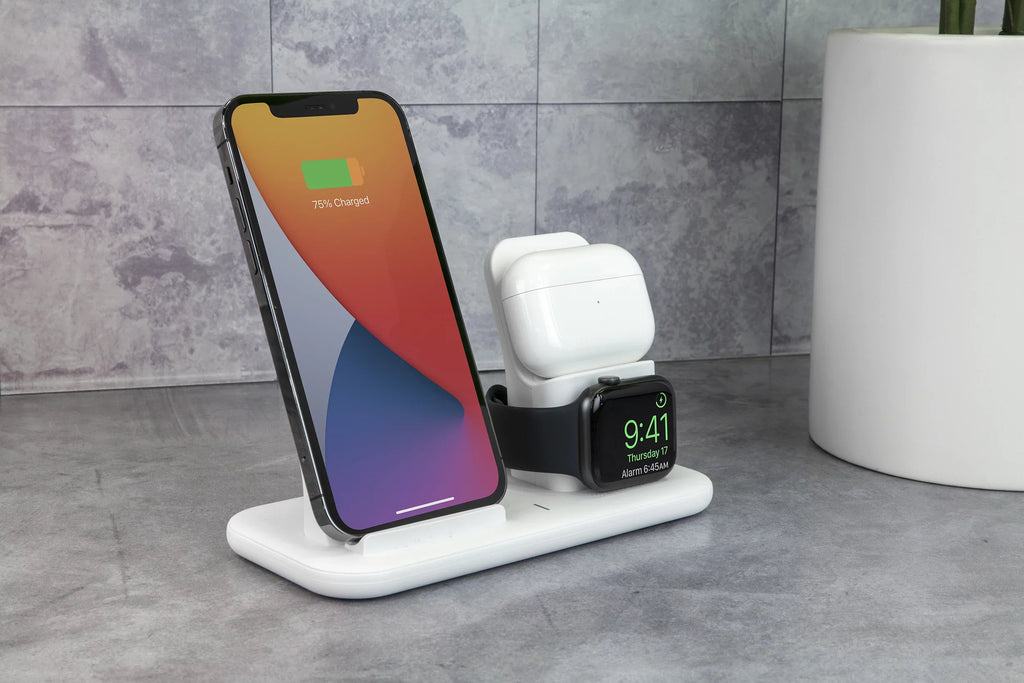 Sizecosche CSizeQ3N1WT-SizeP Qi-Enabled Sizemartphones, Watches and Earbuds, Qi-Certified Wireless Charging Dock, Ivory