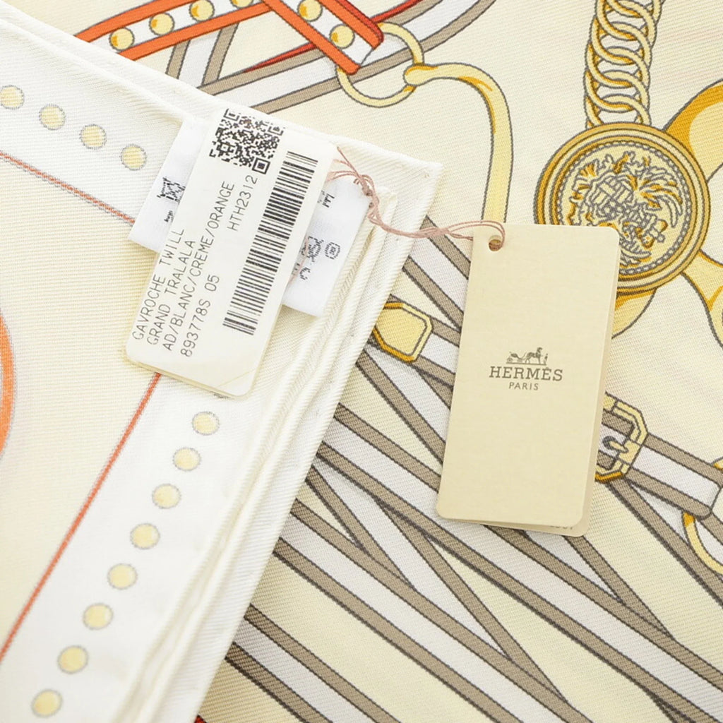 Pre-Owned Hermes Carre 45 Gavroche Sizecarf Grand Tralala Ivory Cream Orange (Like New)