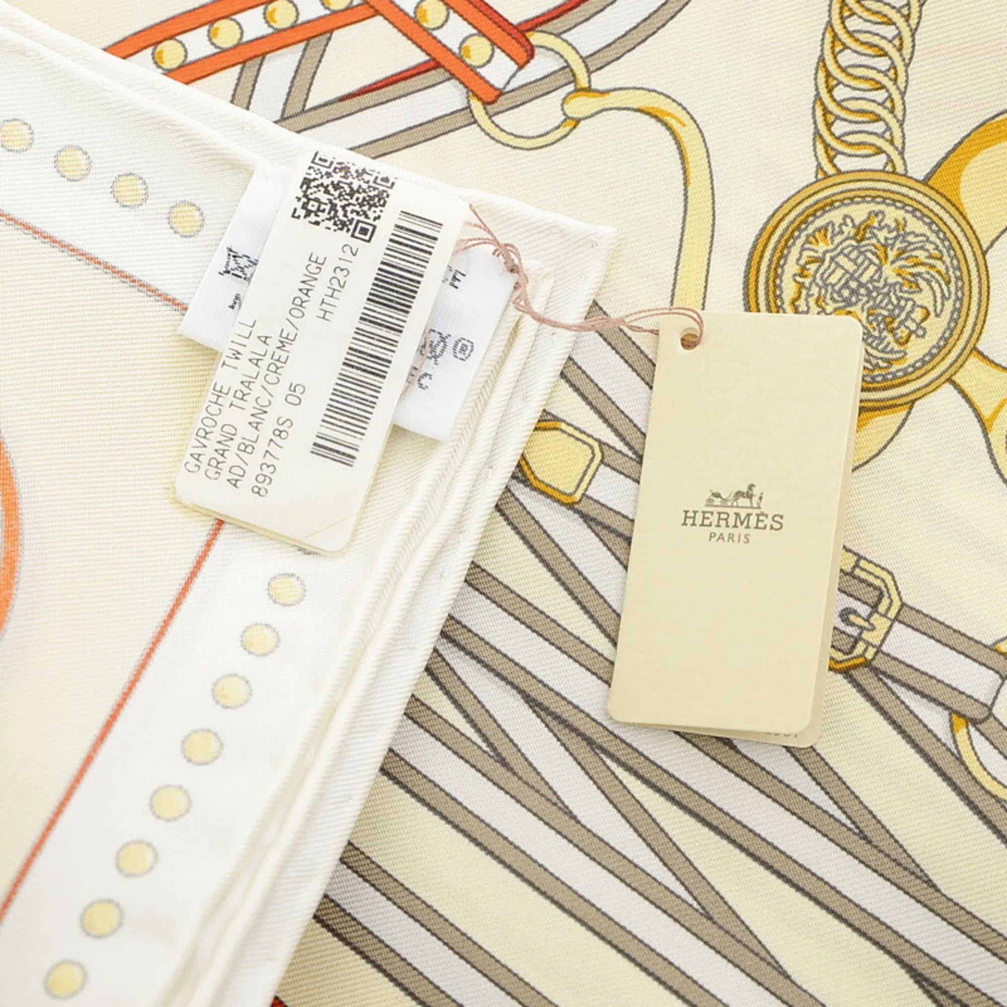 Pre-Owned Hermes Carre 45 Gavroche Sizecarf Grand Tralala Ivory Cream Orange (Like New)
