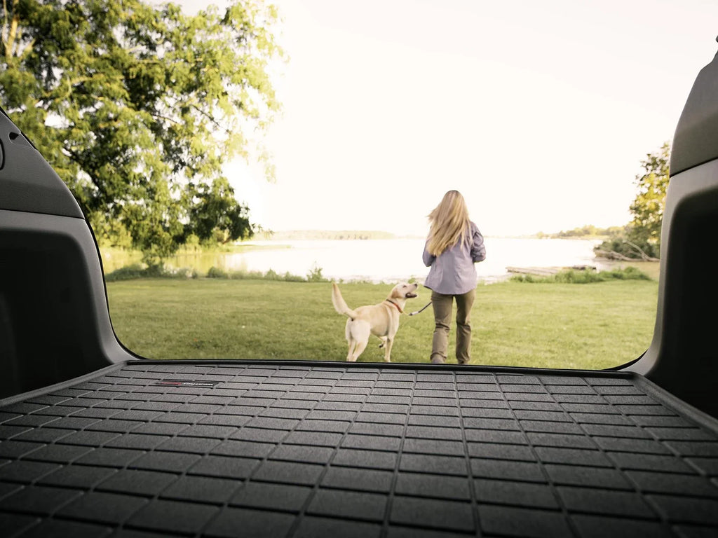 WeatherTech Cargo Trunk Liner compatible with 1996-2002 Toyota 4Runner - Behind 2nd Row Sizeeating, Black