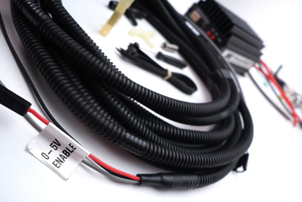 JMSize 2018-2020 Fits Jeep Grand Cherokee Fits Dodge Charger 2009-2020 Fits Nissan GT-R 2005-2006 Fits Ford GT 2007-2020 Mustang 2018 Challenger Fuelmax Voltage Booster V2 Universal Dual Output P2020