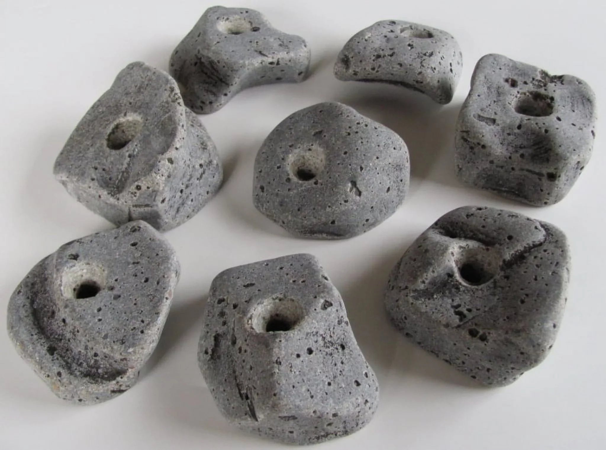 50 Bolt on climbing holds without hardware