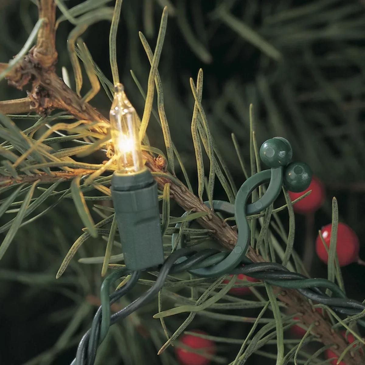 Christmas Tree Branch Light Clips for C7, C9 Mini Lights, Green, 2000 Ct