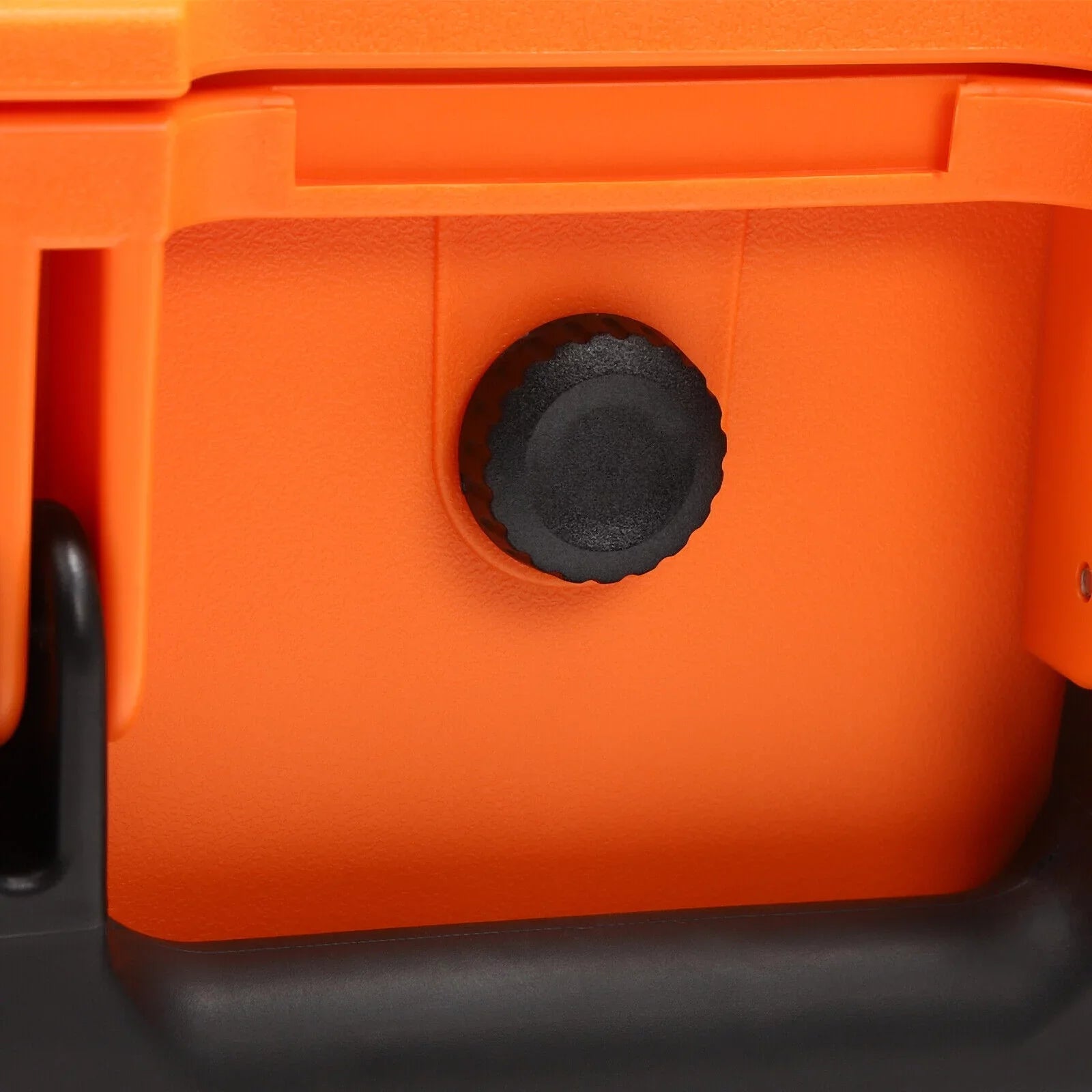 22-Inch Multi-Purpose Case Camera Box W/Customizable Pillow IP67 Waterproof Protective Camera Case