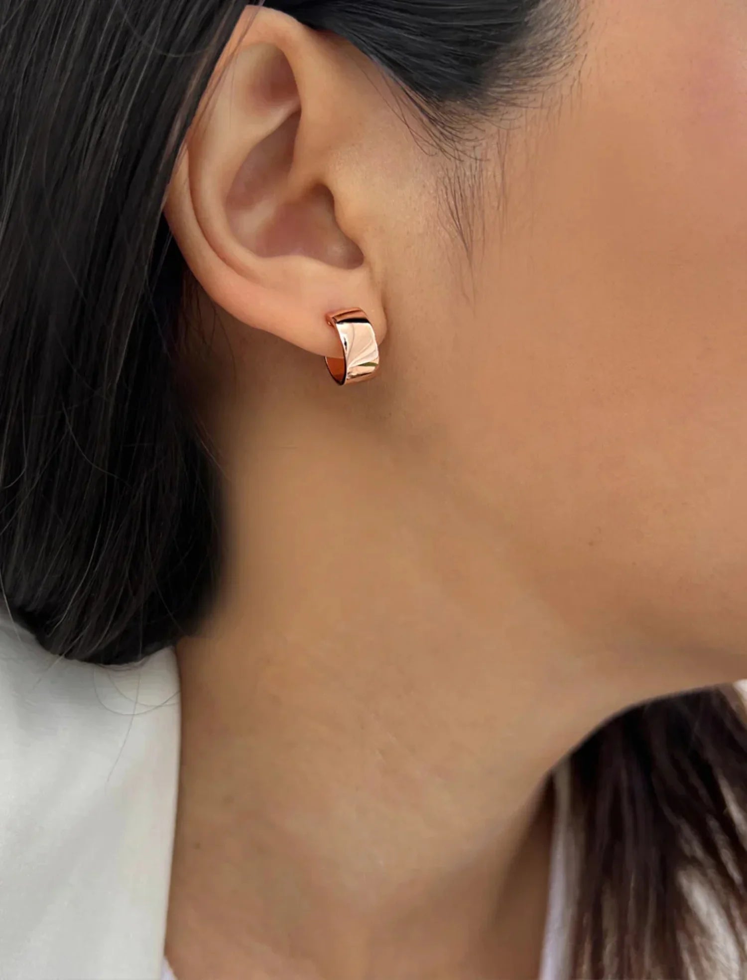 BOSizeSize 18K ROSizeE GOLD OVER SizeTERLING SizeILVER CHUBBY MINI HOOP EARRINGSize