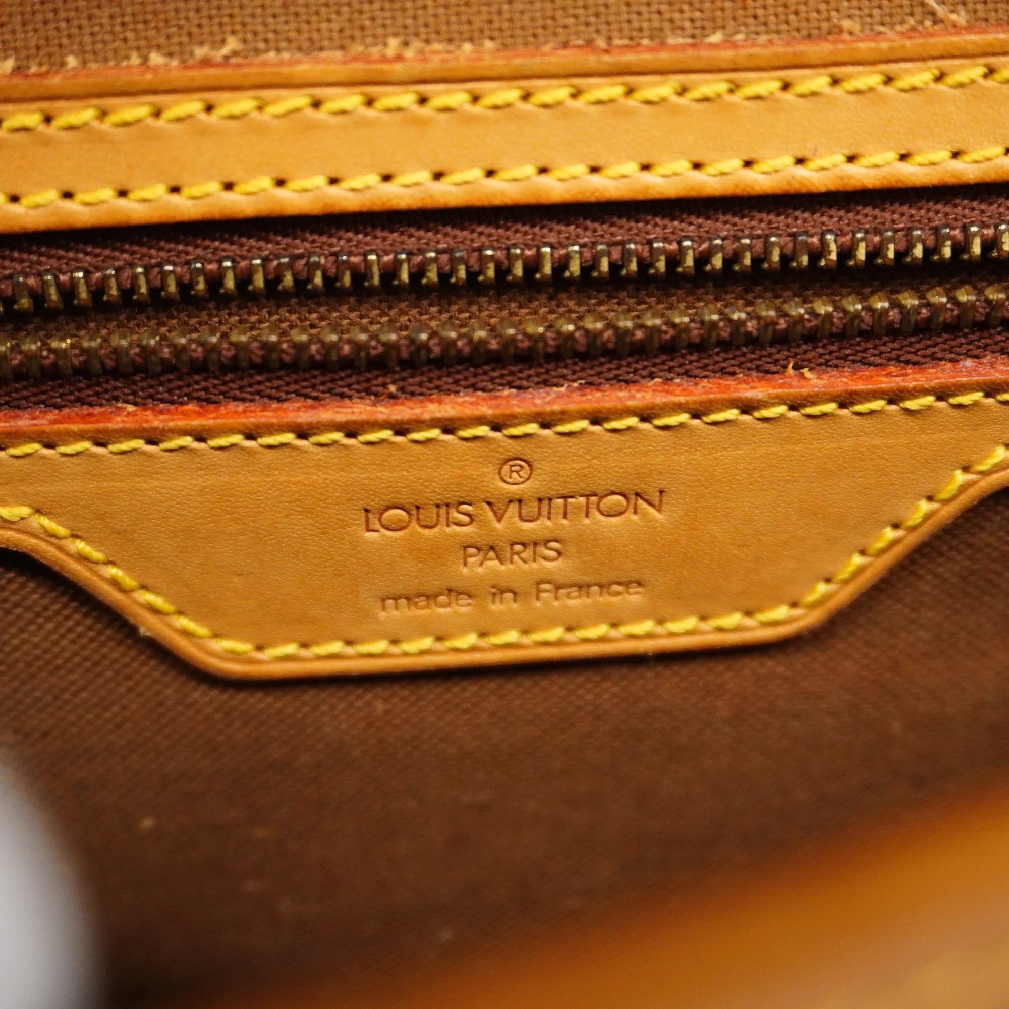 Pre-Owned Auth Louis Vuitton Monogram Sizeologne M42250 Women's Sizehoulder Bag (Fair)