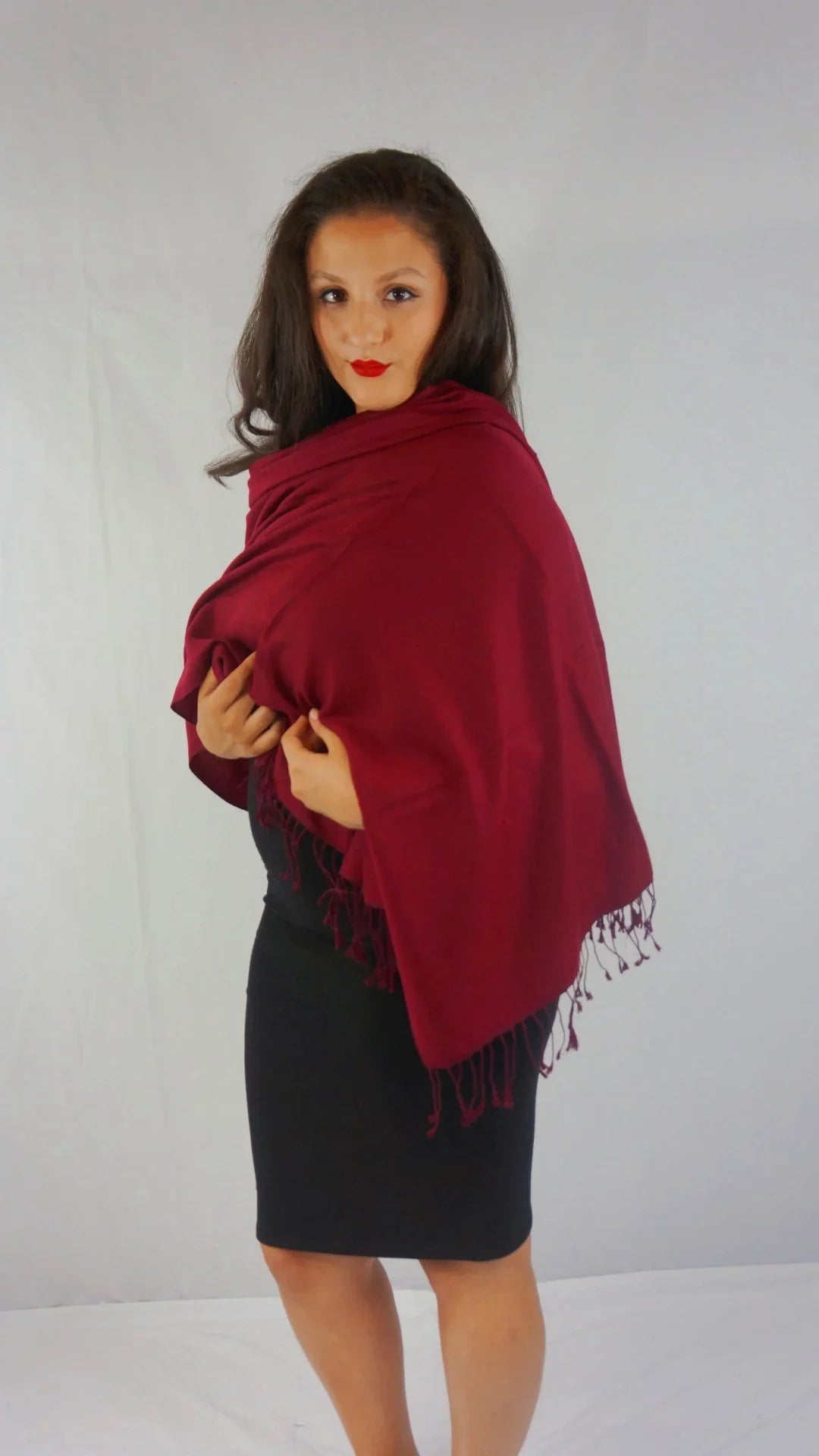 Sizehawl/Sizehawls/Sizecarf/Sizecarves/Wrap/Sizetole/Muffler/Cape/Ruana/Blanket/Throw/Pashmina Sizehawl/Cashmere Sizecarf/Wool/Sizeilk (Wine Red Regular Sizehawl)