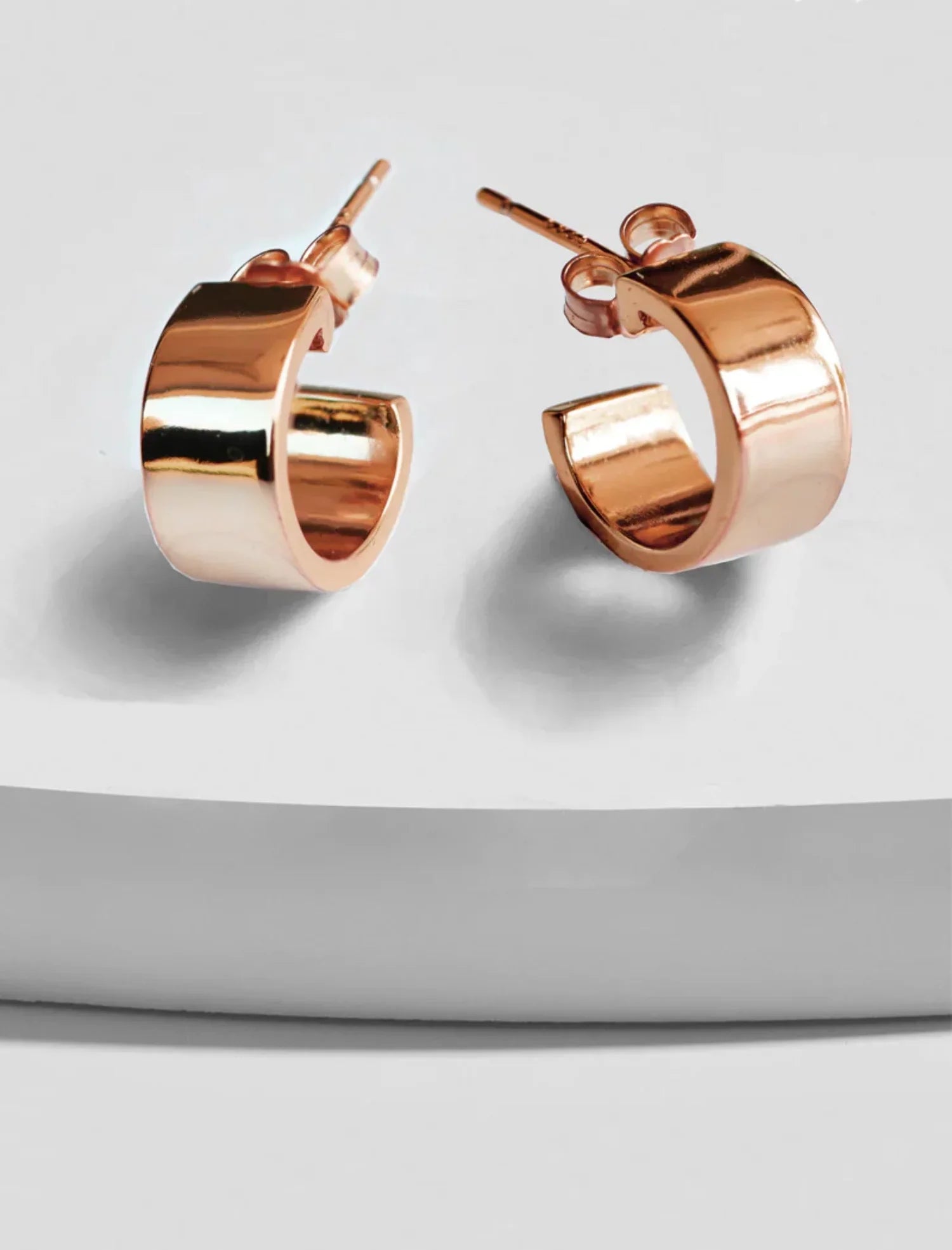 BOSizeSize 18K ROSizeE GOLD OVER SizeTERLING SizeILVER CHUBBY MINI HOOP EARRINGSize