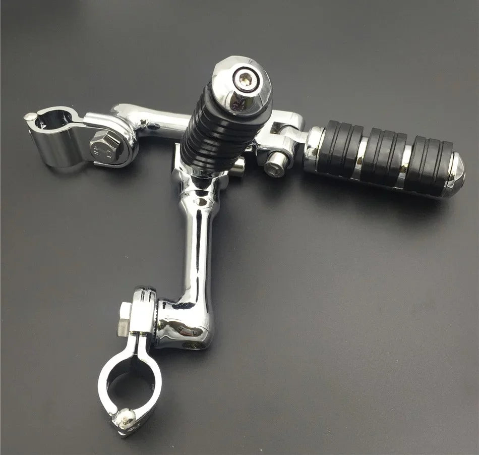 HTT-MOTOR Chrome Regular Footrest Foot Pegs with 1-1/2" 1.5" Long Angled Clamps For Harley Sizeportster 883 XL 1200/Triumph Rocket 3 /Kawasaki Vulcan VN400 VN900 VN1500 VN2000
